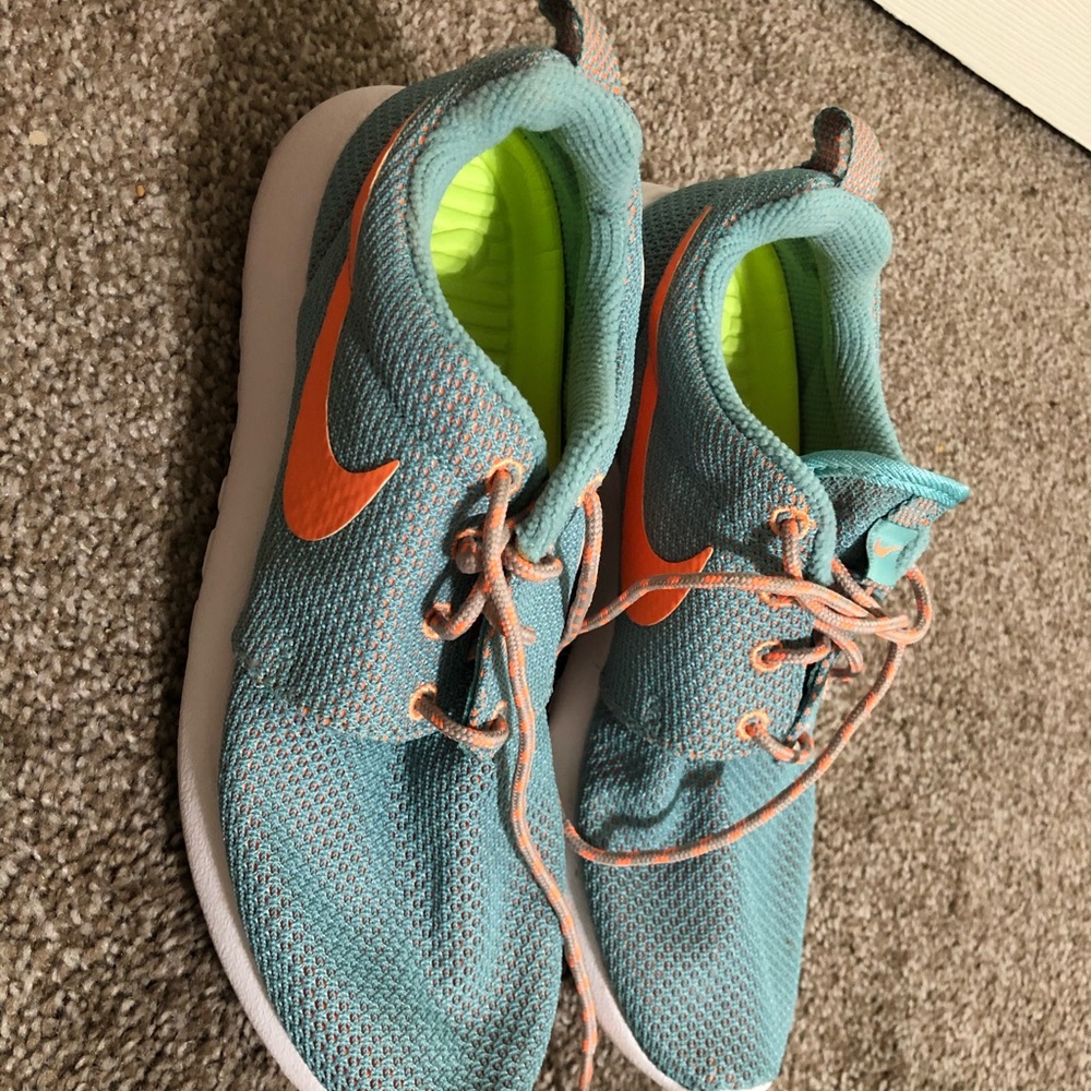 Nike Roshes